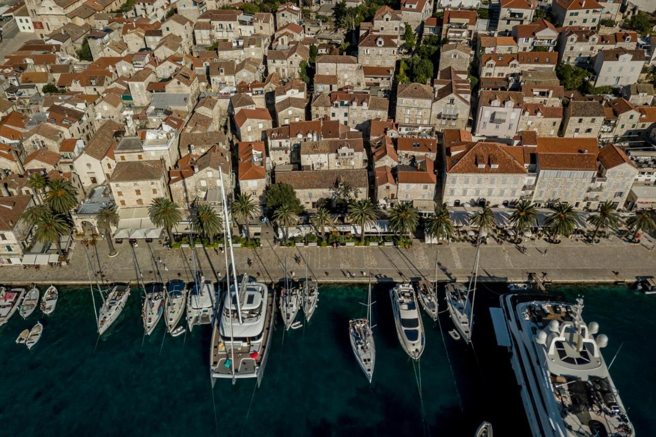 Hvar De Luxe Apartments 1 Hvar Town Bagian luar foto