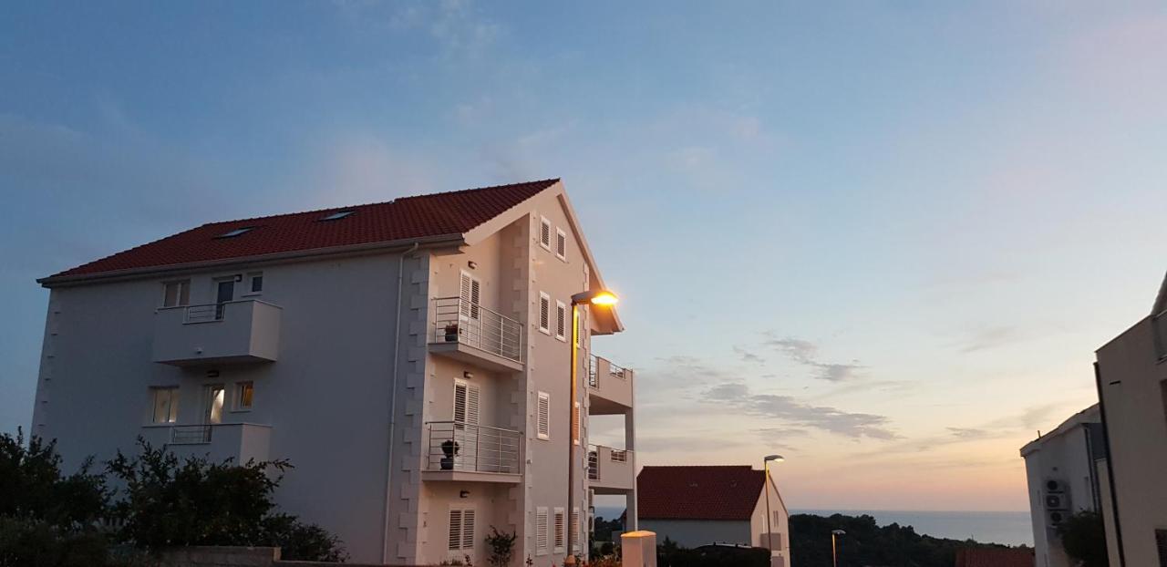 Hvar De Luxe Apartments 1 Hvar Town Bagian luar foto